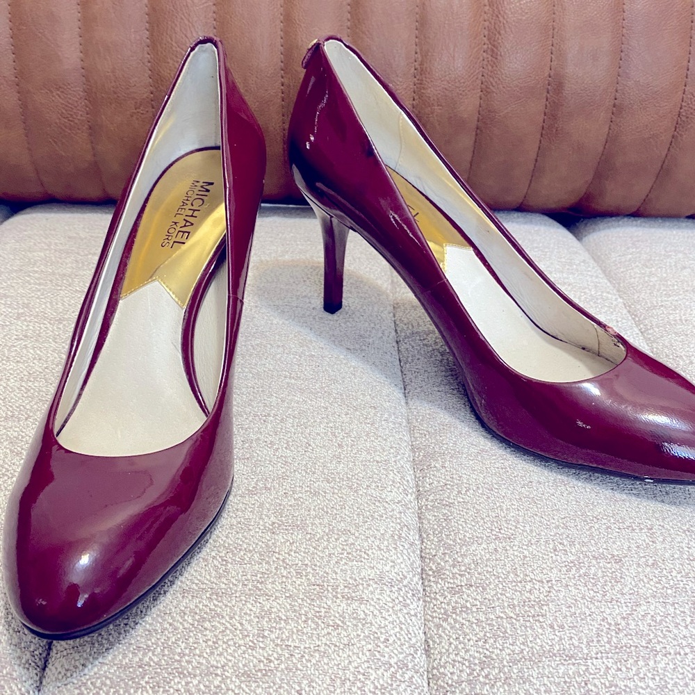MK Burgundy Pumps